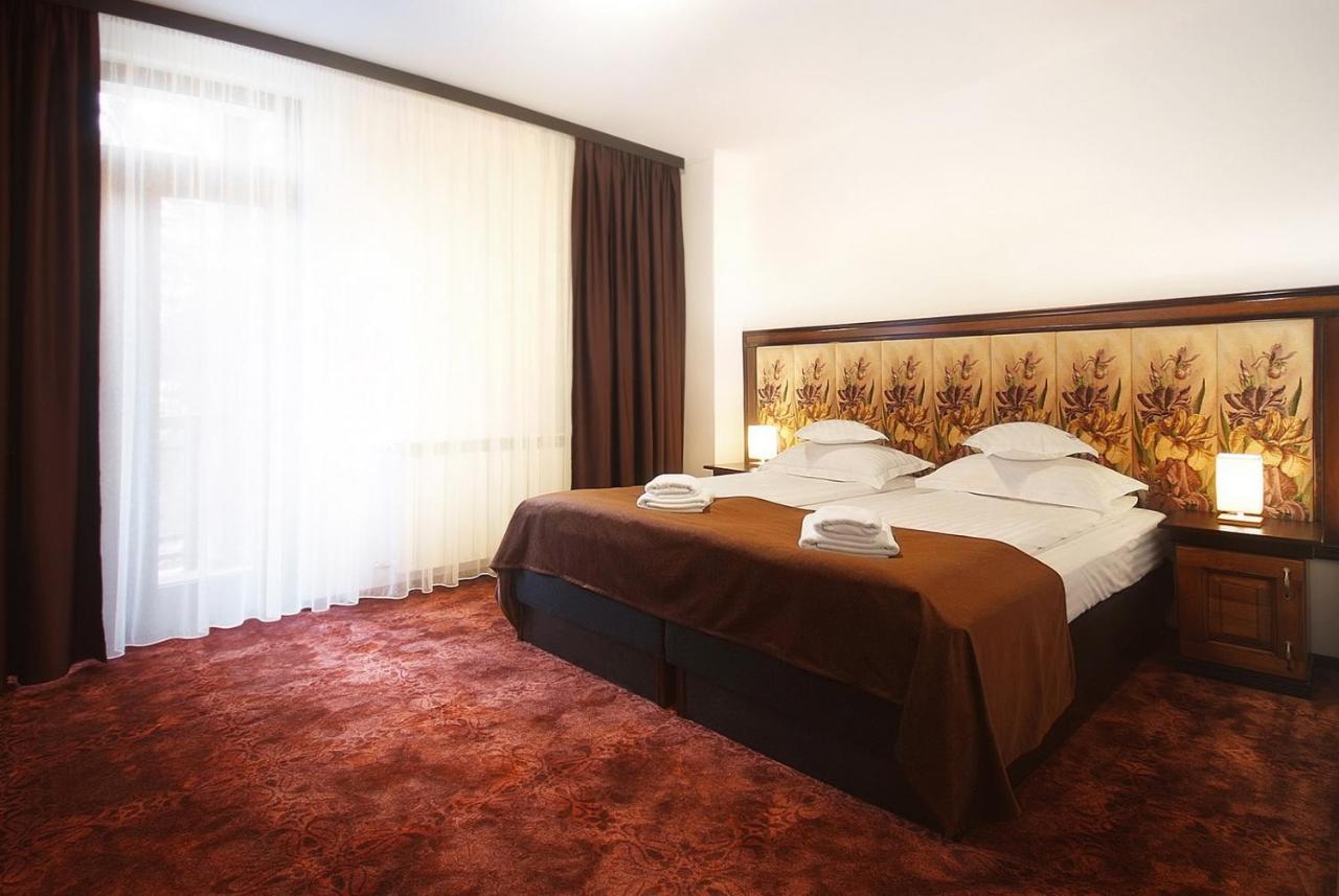 Hotel Moldavia Сленік-Молдова Екстер'єр фото
